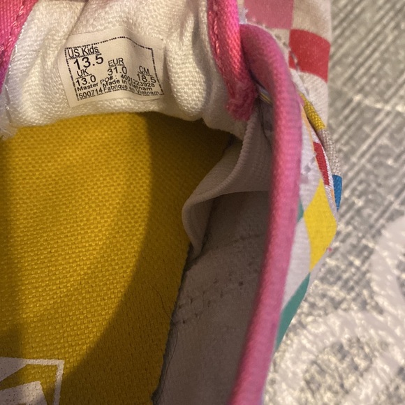Vans Colored Checked size 13.5 in good condition - Picture 4 of 7